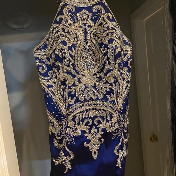 Homecoming dress - Picture 2 of 2